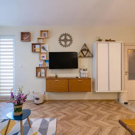 شقة Soulful فارنا